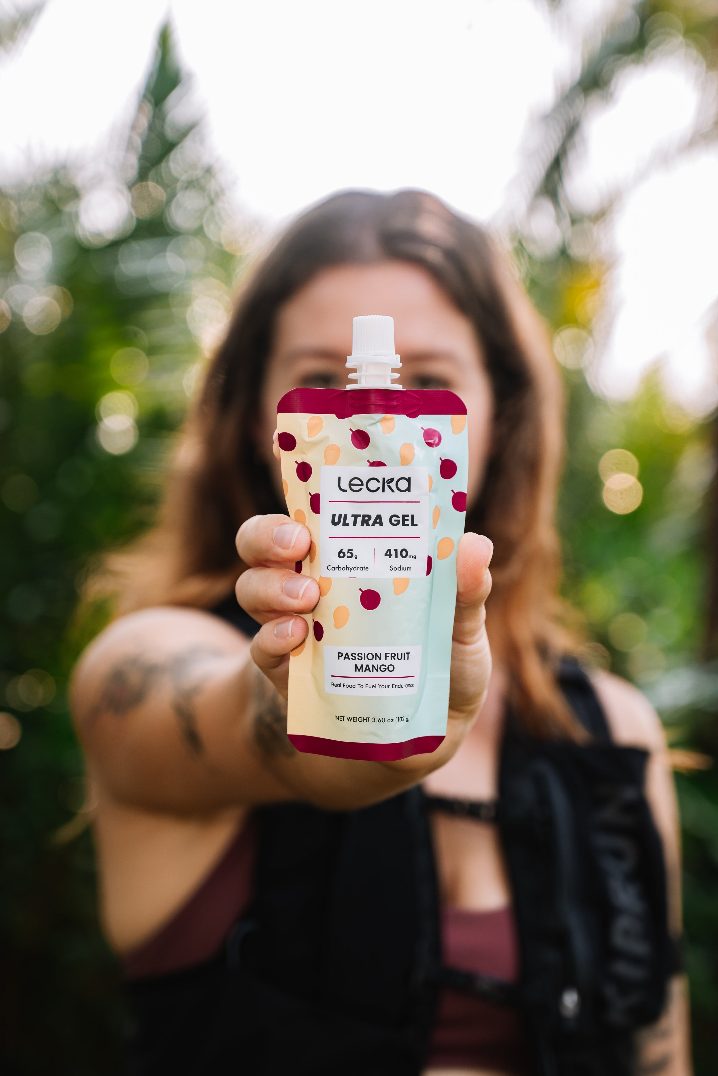 Lecka Ultra Gel Passion Fruit Mango 65g carb high electrolyte energy gel in spout pouch.